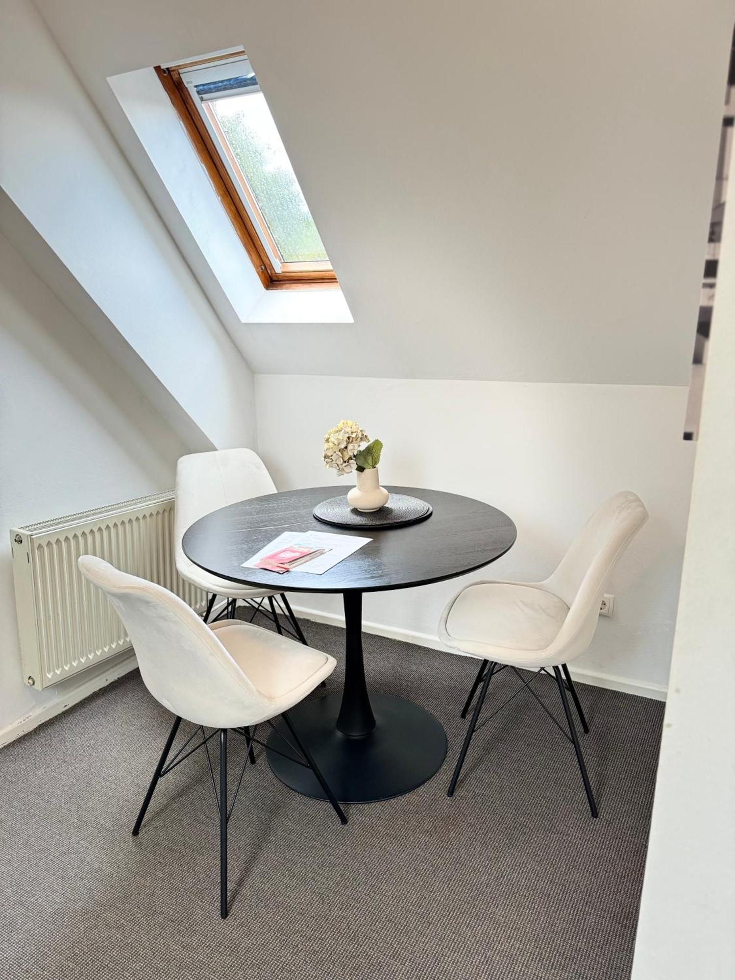 Apartamento Im Dg / 5 Min Zur Messe Berlim